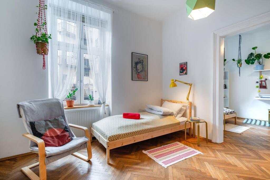 Blue Peace-Apartment With Free Parking In Center For 1-6 People Cracovia Exterior foto