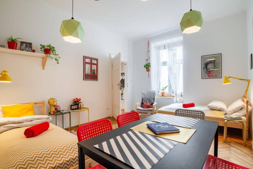 Blue Peace-Apartment With Free Parking In Center For 1-6 People Cracovia Exterior foto